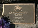 image of grave number 940908